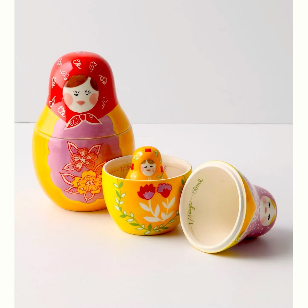 Anthropologie Matryoshka nesting doll measuring cups